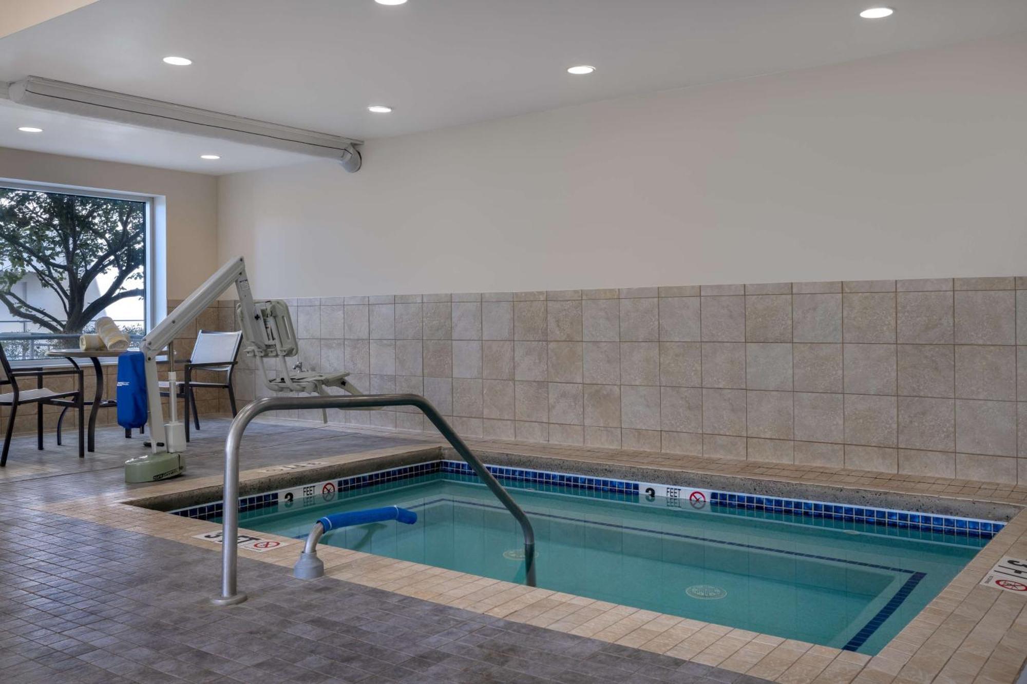 Home2 Suites By Hilton Bristol Buitenkant foto